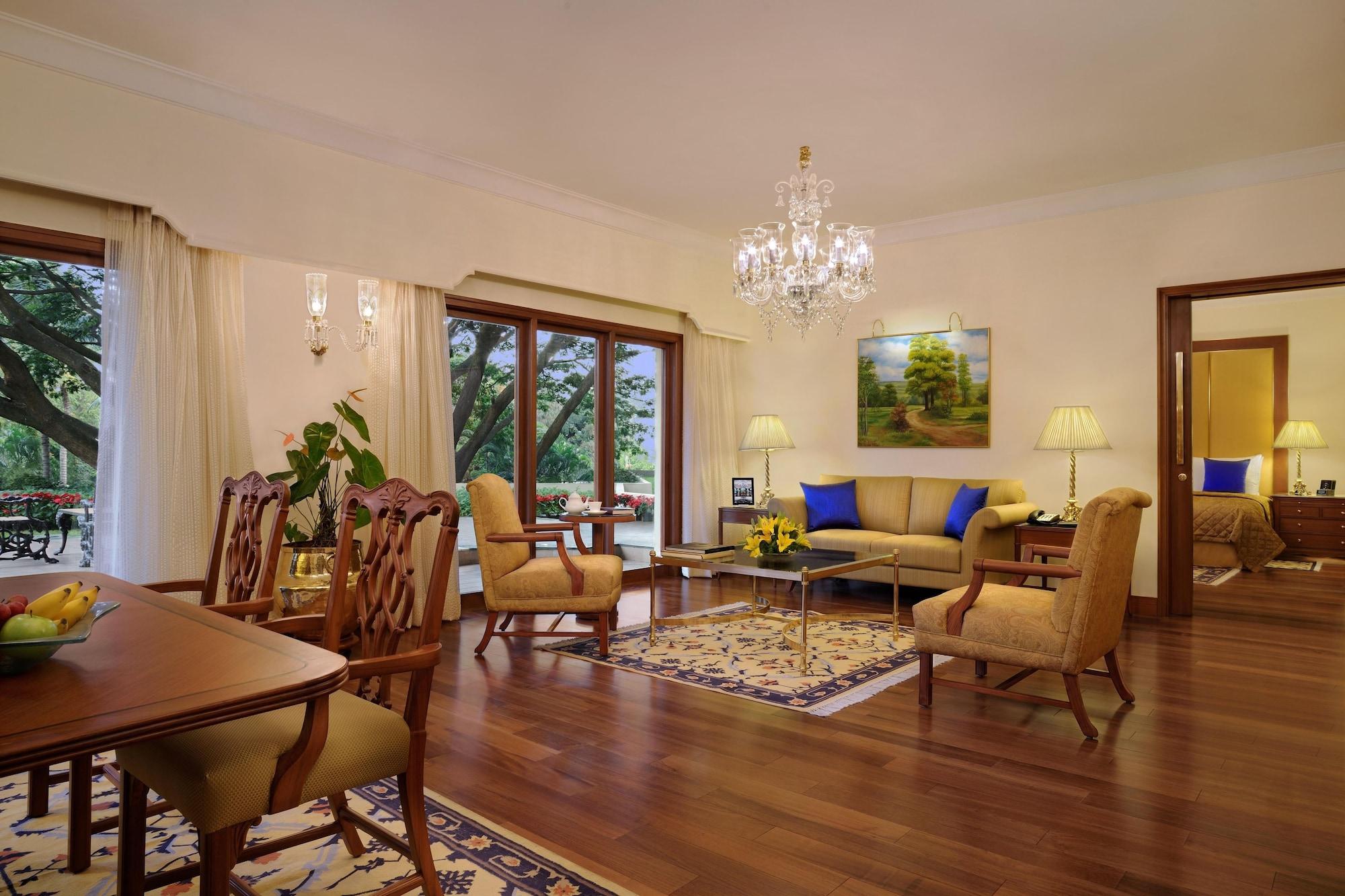 فندق ذا أوبروي بنجلور بنغالور المظهر الخارجي الصورة A suite at the Taj Bengal