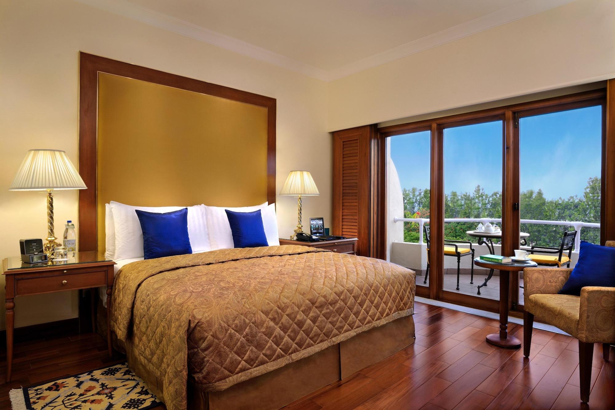 فندق ذا أوبروي بنجلور بنغالور المظهر الخارجي الصورة A room at the Taj Bengal